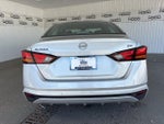 2024 Altima Thumbnail 18