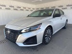 2024 Altima Thumbnail 21