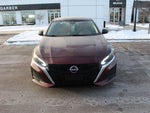 2024 Altima Thumbnail 3