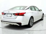 2024 Altima Thumbnail 5
