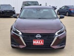 2025 Altima Thumbnail 2
