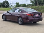 2025 Altima Thumbnail 4