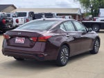 2025 Altima Thumbnail 6