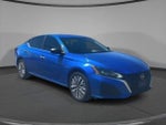 2025 Altima Thumbnail 3