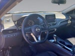 2025 Altima Thumbnail 16