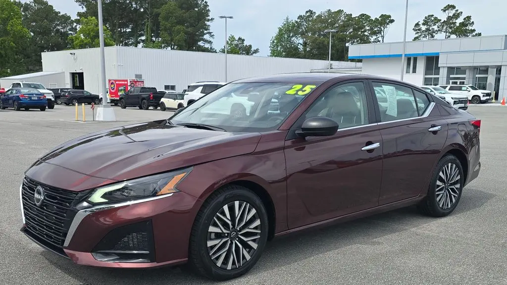Preowned 2025 Nissan Altima 2.5 SV for Sale
