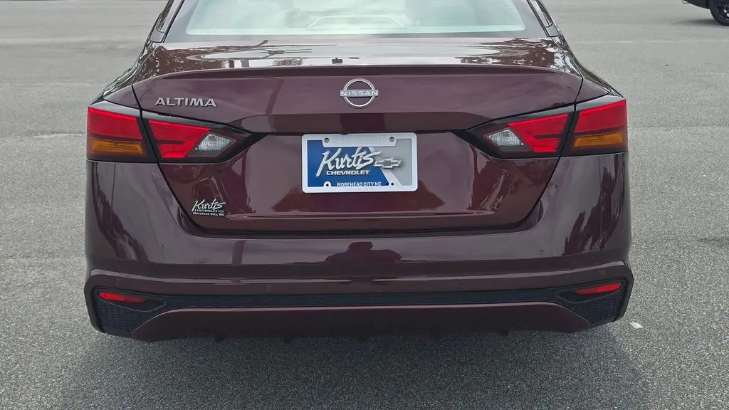 2025 Nissan Altima 2.5 SV