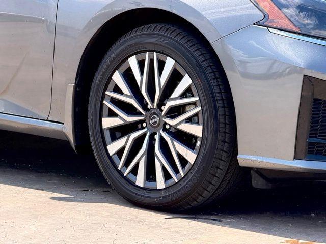 2025 Nissan Altima - $20,297