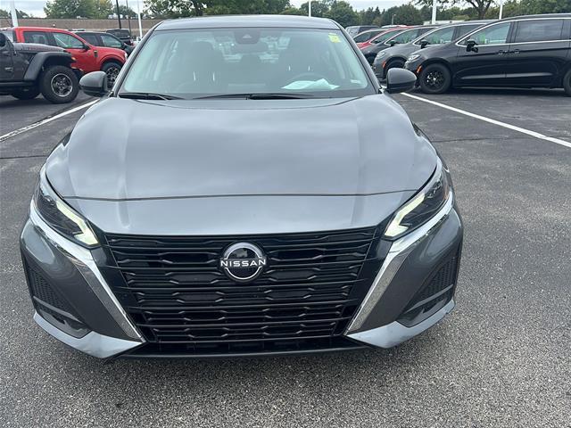 2025 Nissan Altima - $18,900