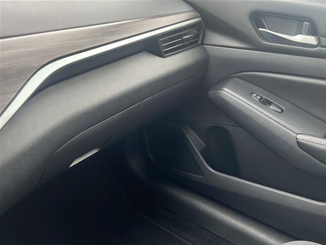 2025 Nissan Altima - $18,900