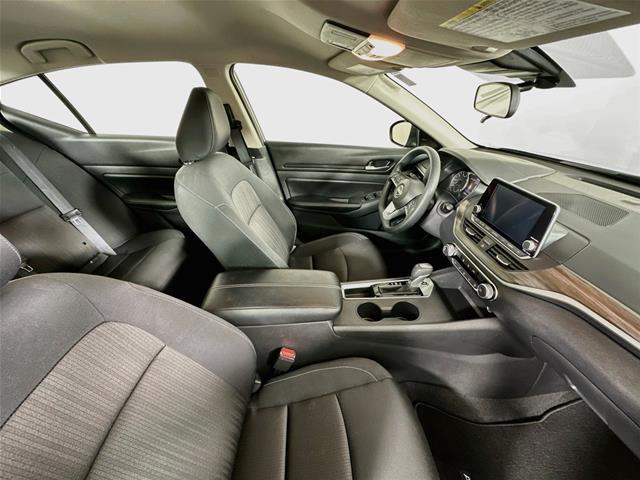 2025 Nissan Altima - $18,900