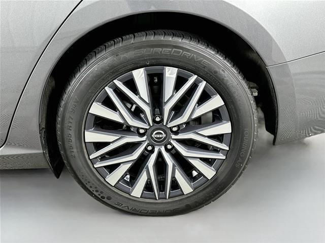 2025 Nissan Altima - $18,900