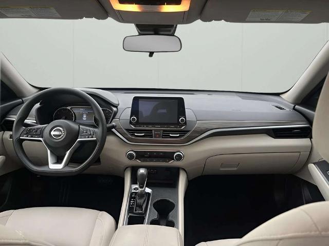 2025 Nissan Altima - $17,500