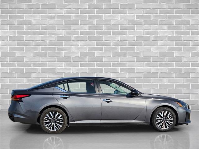 2025 Nissan Altima - $23,085