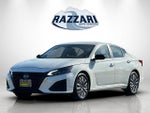 2025 Altima Thumbnail 7