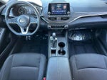 2025 Altima Thumbnail 12
