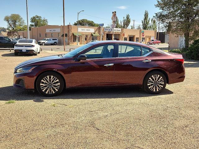 2025 Nissan Altima 2.5 SV — photo 1 of 12