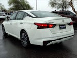 2025 Altima Thumbnail 3