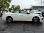 2025 Altima Thumbnail 6