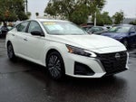 2025 Altima Thumbnail 7