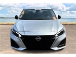 2025 Altima Thumbnail 4