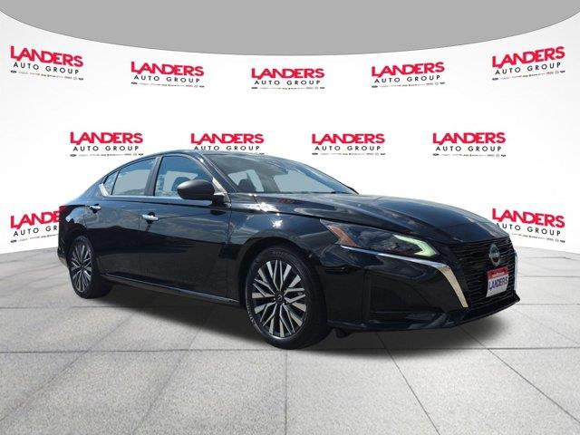 2025 Nissan Altima - $22,500