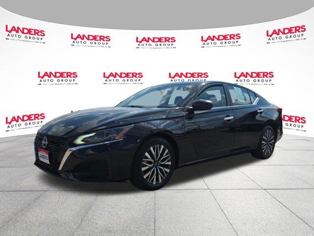 2025 Nissan Altima - $22,500