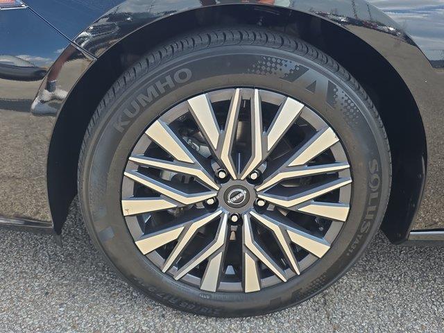 2025 Nissan Altima - $22,500