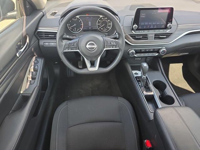 2025 Nissan Altima - $22,500