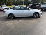 2026 Altima Thumbnail 2