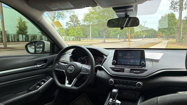 2021 Nissan Altima 2.5 SV