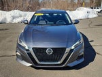 2021 Altima Thumbnail 1