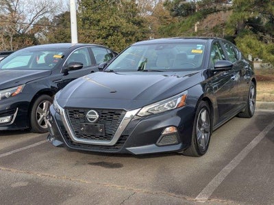Photo of a 2021 Nissan Altima 2.5 SV 4DR Sedan for sale
