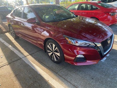 2022 Nissan Altima 2.5 SV 4DR Sedan