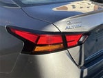 2022 Altima Thumbnail 5