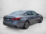 2022 Altima Thumbnail 5
