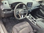 2022 Altima Thumbnail 10