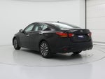 2023 Altima Thumbnail 2
