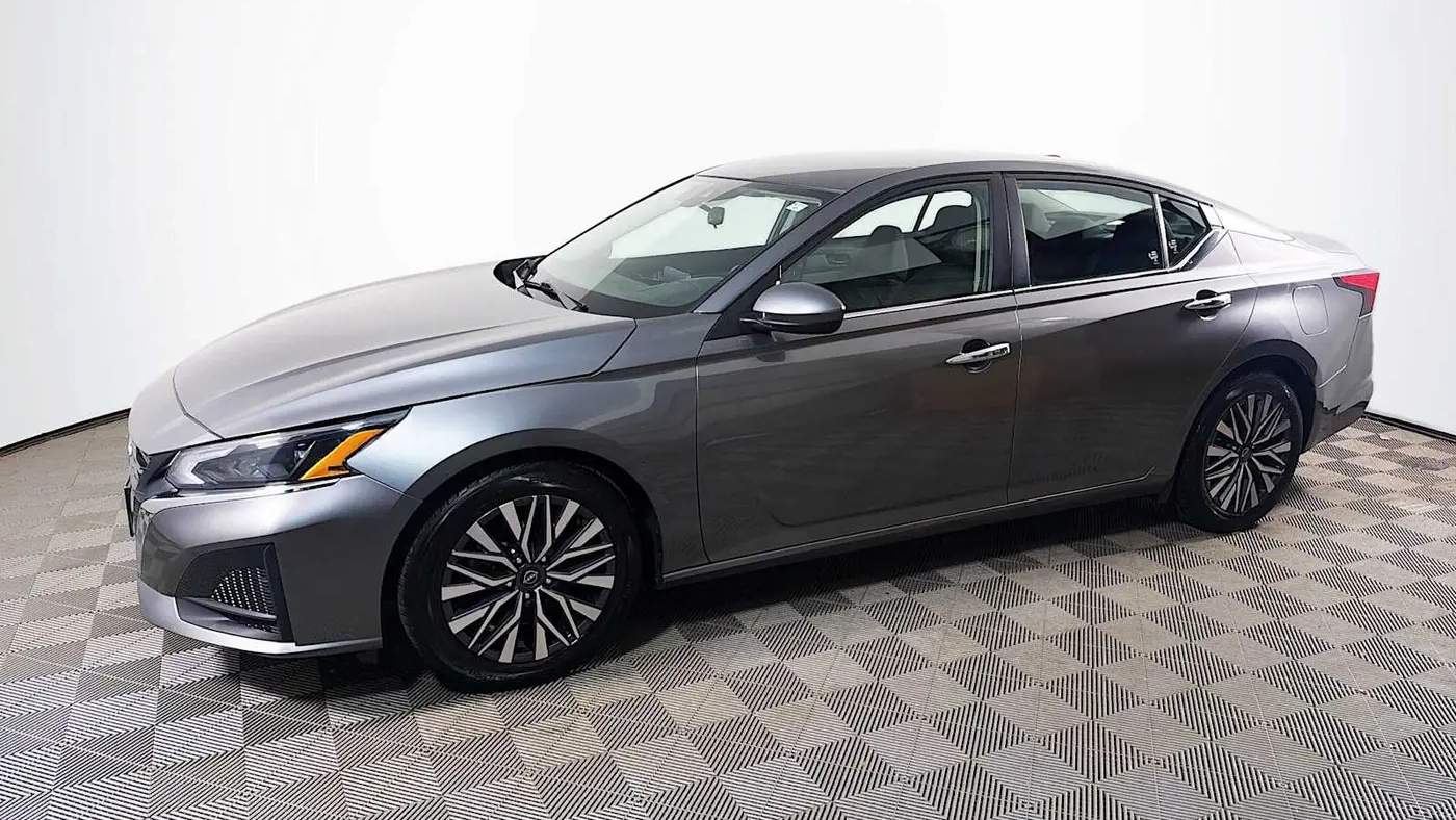 Preowned 2023 Nissan Altima 2.5 SV for Sale