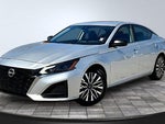 2024 Altima Thumbnail 1