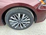 2024 Altima Thumbnail 7