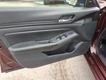 2024 Altima Thumbnail 11