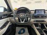 2024 Altima Thumbnail 14