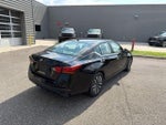 2024 Altima Thumbnail 5