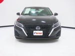 2024 Altima Thumbnail 2