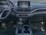 2024 Altima Thumbnail 11