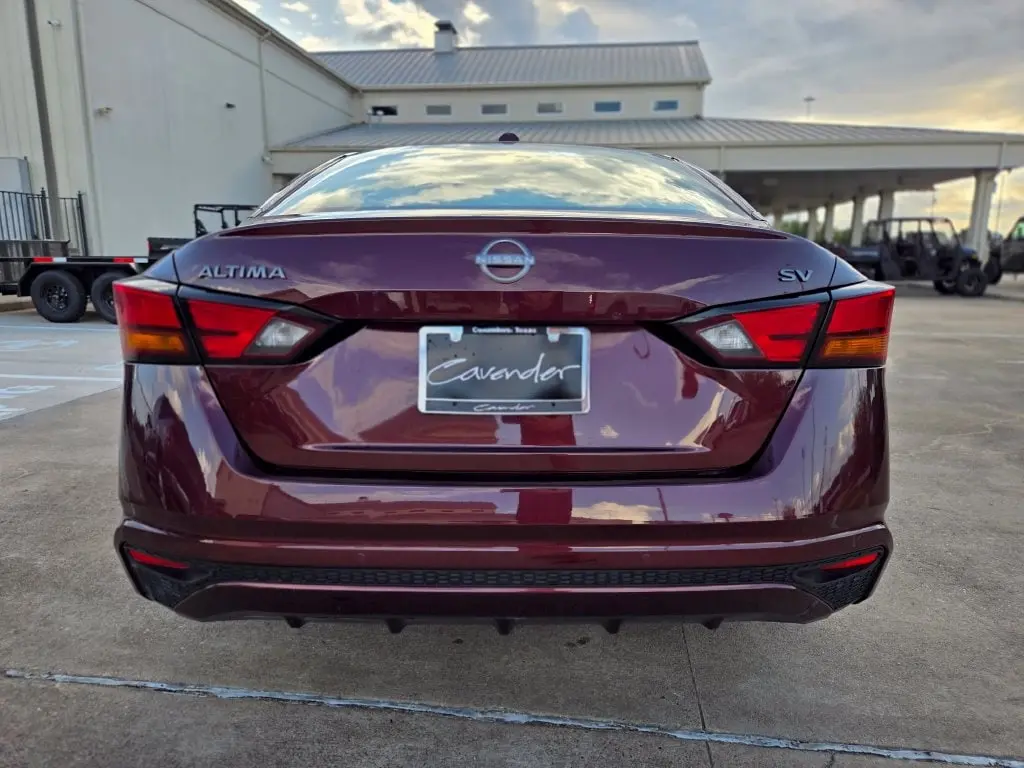 2024 Nissan Altima - $17,527