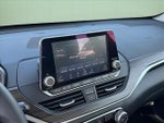 2024 Altima Thumbnail 24