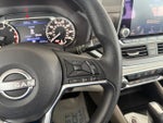 2025 Altima Thumbnail 12