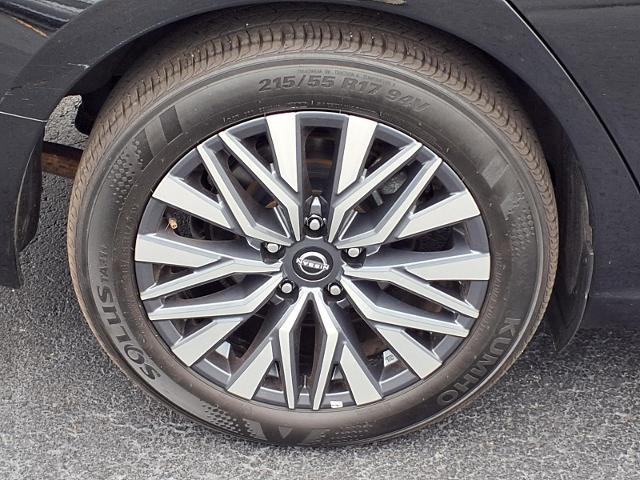 2025 Nissan Altima - $19,750